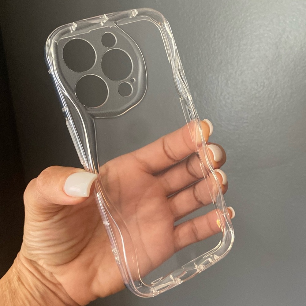 iPhone 15 pro flexible clear case